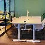 Апартаменты Cosy 4 - Free Parking - Balcony - Workspace Обершлайсхайм