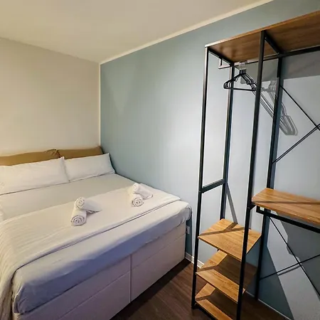 Cosy 4 - Ac - Free Parking - Balcony - Workspace * Oberschleißheim
