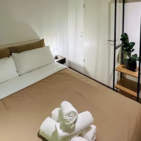 Cosy 4 - Ac - Free Parking - Balcony - Workspace * Oberschleißheim